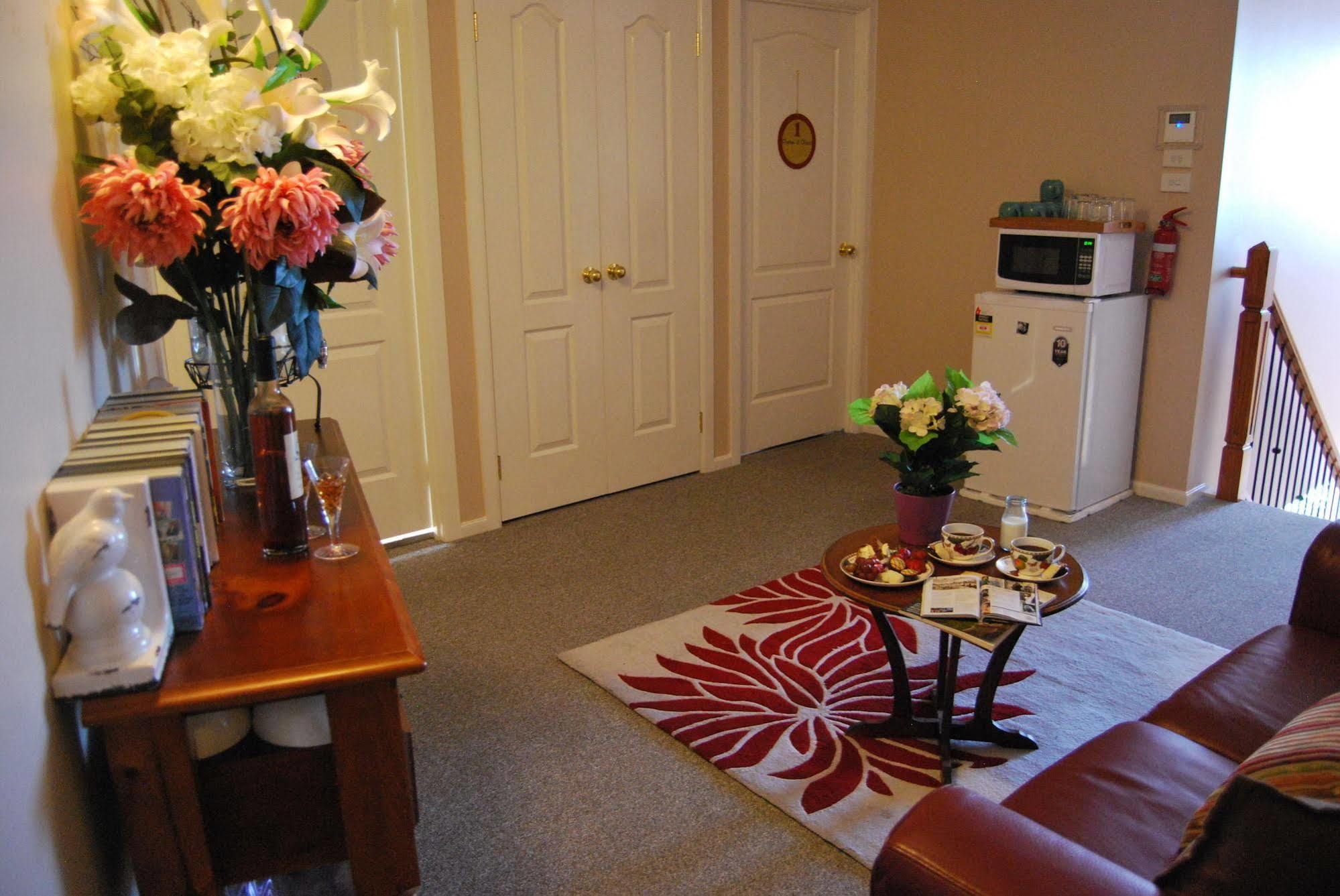 Cutmore Cottages - Meurants Manor Stanhope Gardens Esterno foto