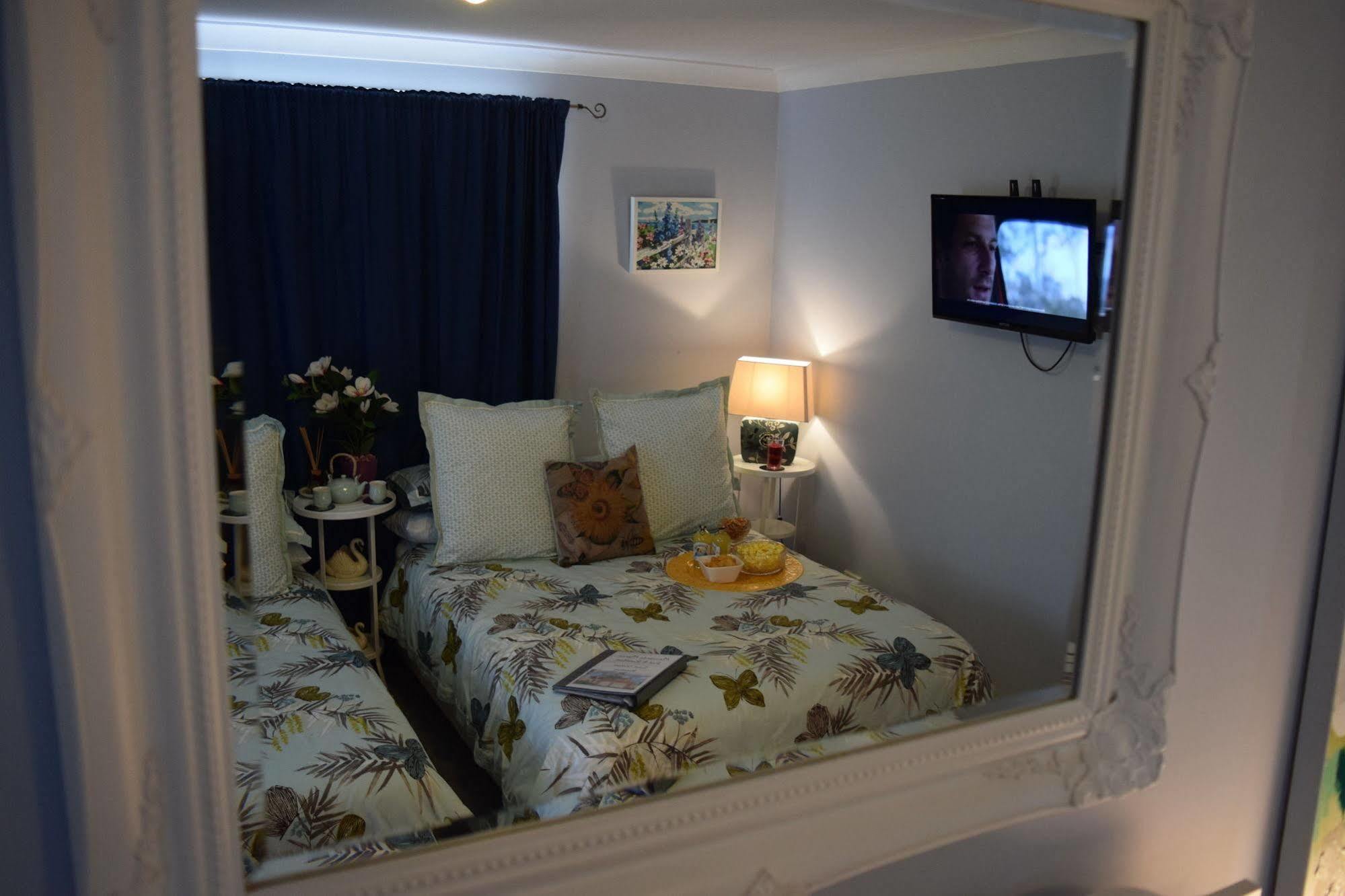 Cutmore Cottages - Meurants Manor Stanhope Gardens Esterno foto